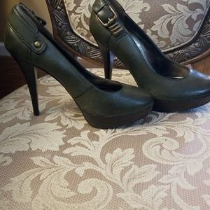 Guess Olive green Pumps